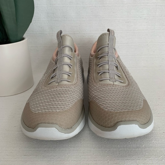 Skechers Air Cooled Memory Foam Dual Lite Beige Slip On Sneakers Woman’s 9 - Picture 4 of 12